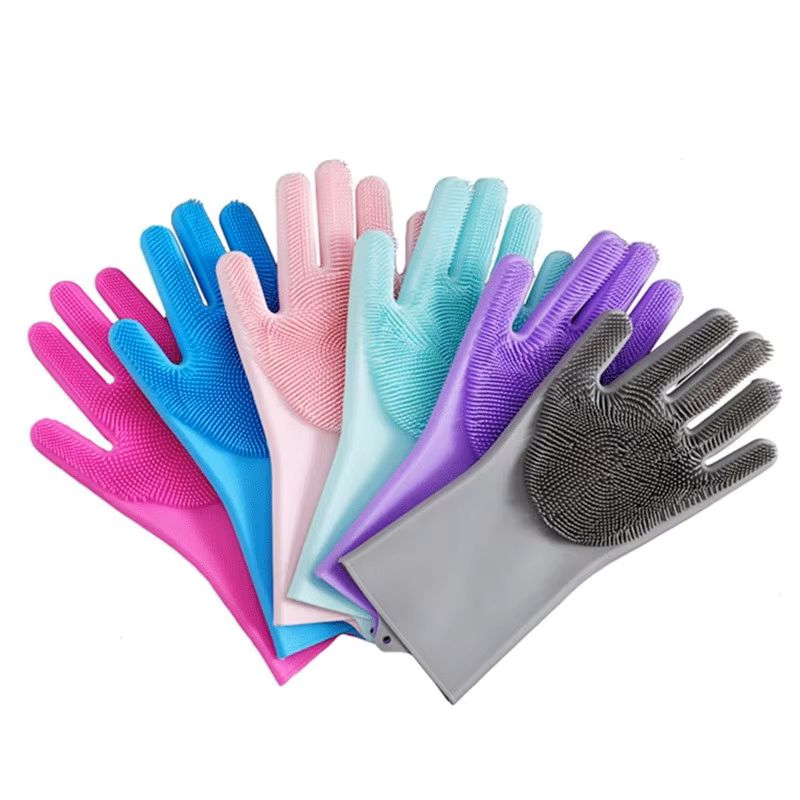 Magic Silicone Pet Bathing Gloves – Perfect for Shampoo & Grooming!
